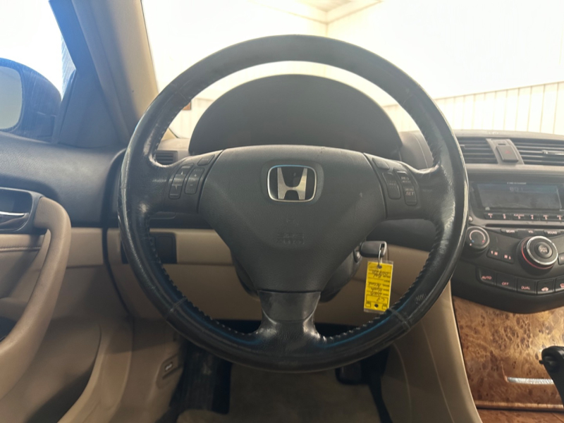 Honda Accord Cpe 2005 price $2,995