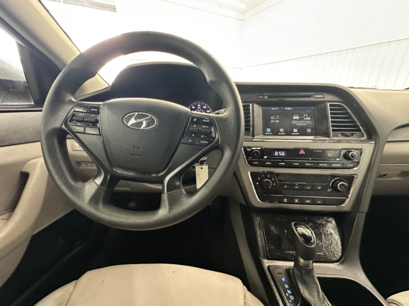 Hyundai Sonata 2016 price $7,995