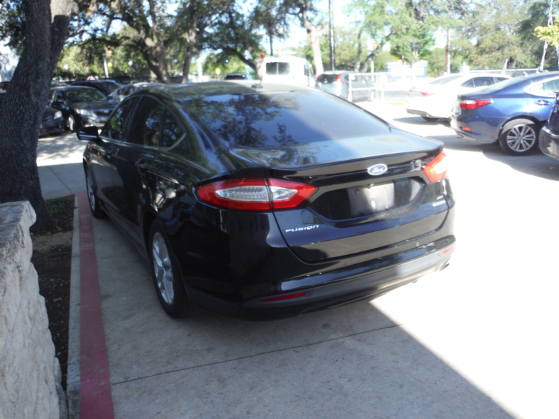 Ford Fusion 2016 price $7,500