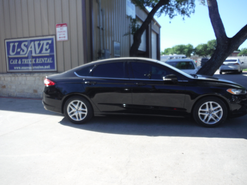Ford Fusion 2016 price $7,500