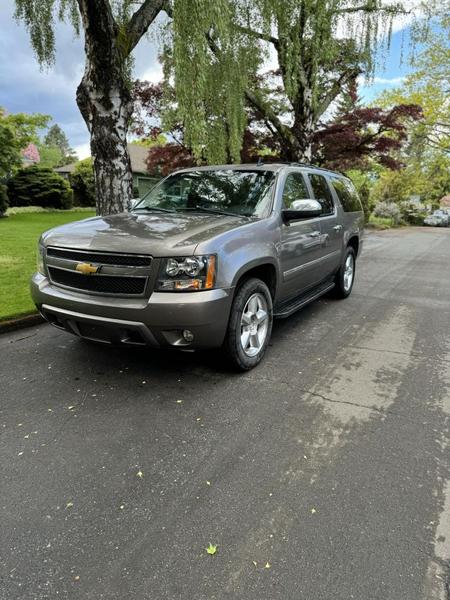 CHEVROLET SUBURBAN 2014 price Call for Pricing.