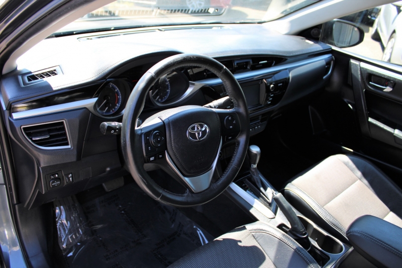 Toyota Corolla 2015 price $14,040