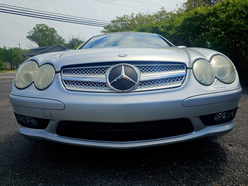 Mercedes-Benz SL-Class 2005 price $11,999