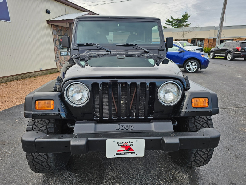 Jeep Wrangler 1999 price $11,990