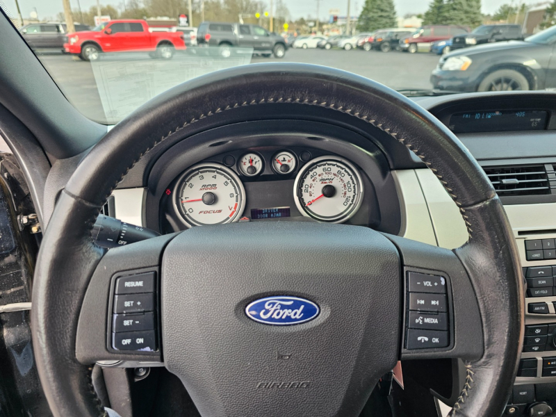 Ford Focus 2009 price $5,990