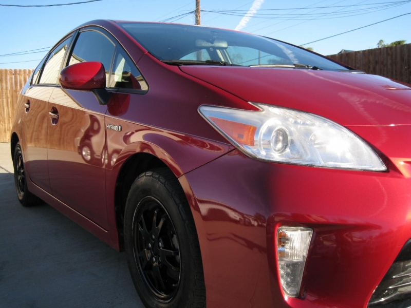 Toyota Prius 2014 price $12,995 Cash