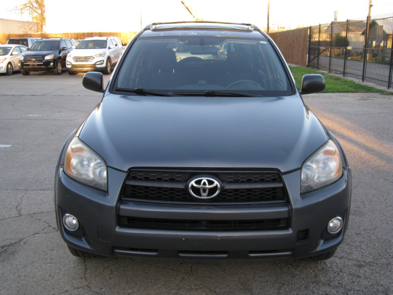 Toyota RAV4 2010 price $4,995 Cash