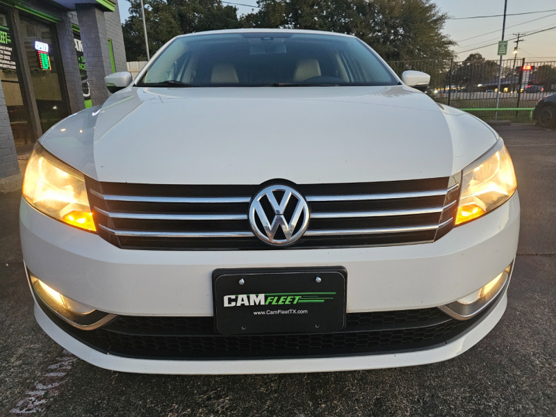 Volkswagen Passat 2015 price $11,998