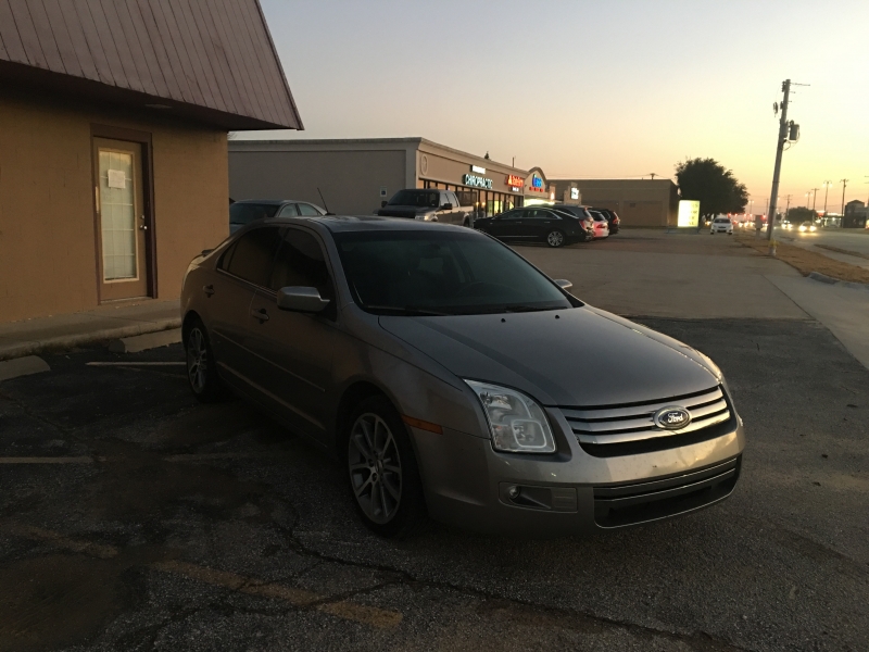 Ford Fusion 2009 price $4,900