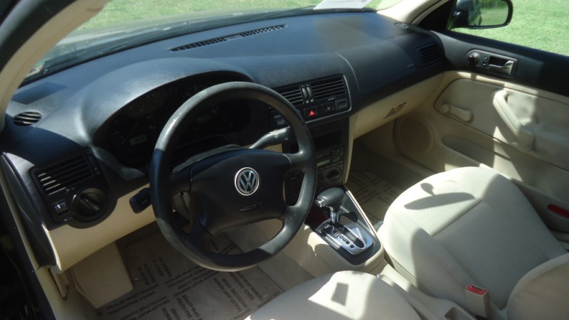 Volkswagen Jetta 2001 price $3,950