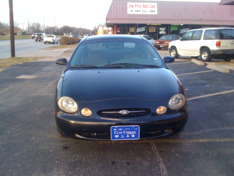 Ford Taurus 1998 price $3,900