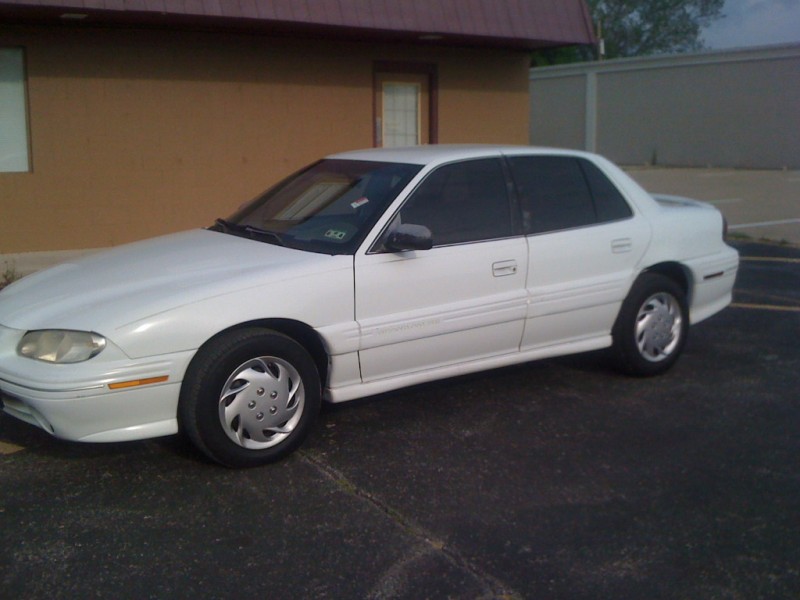 Pontiac Grand Am 1997 price $2,300