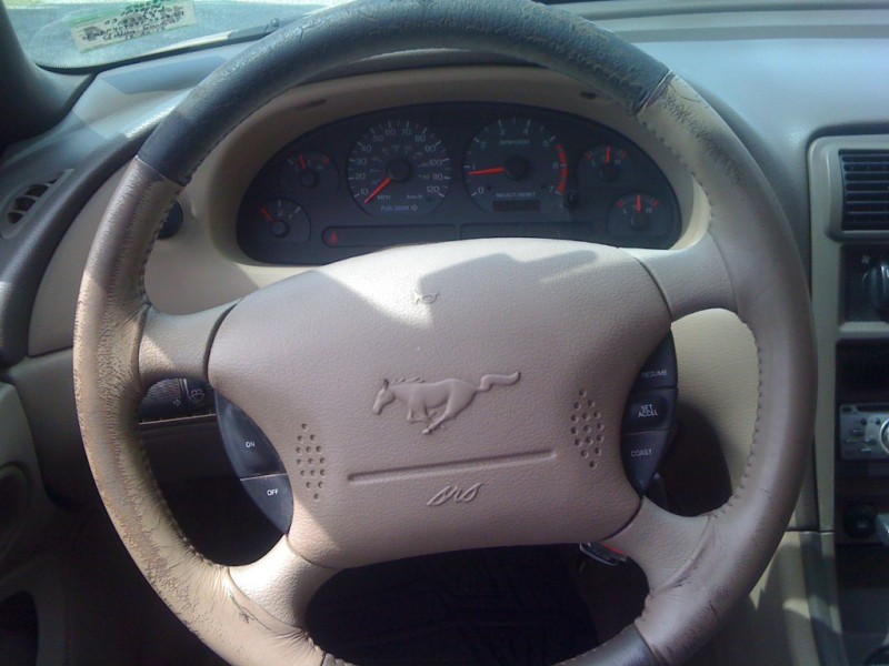 Ford Mustang 2003 price $3,200