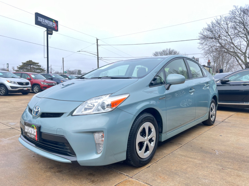 Toyota Prius 2013 price 