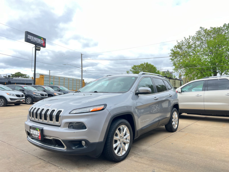 Jeep Cherokee 2015 price $11,595