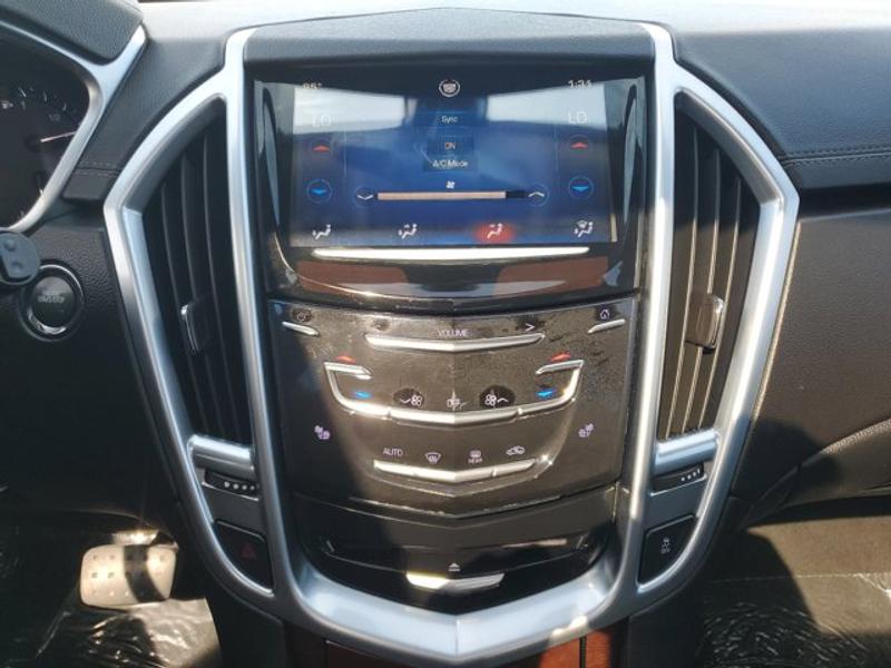 Cadillac SRX 2014 price $10,895