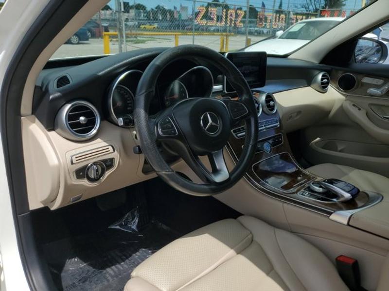 Mercedes-Benz C-Class 2015 price $12,495