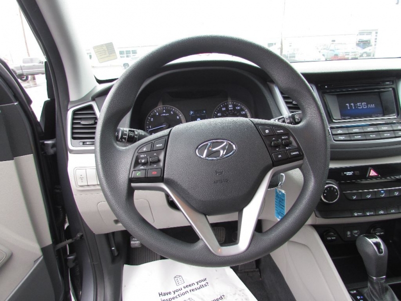 Hyundai Tucson 2017 price $13,999