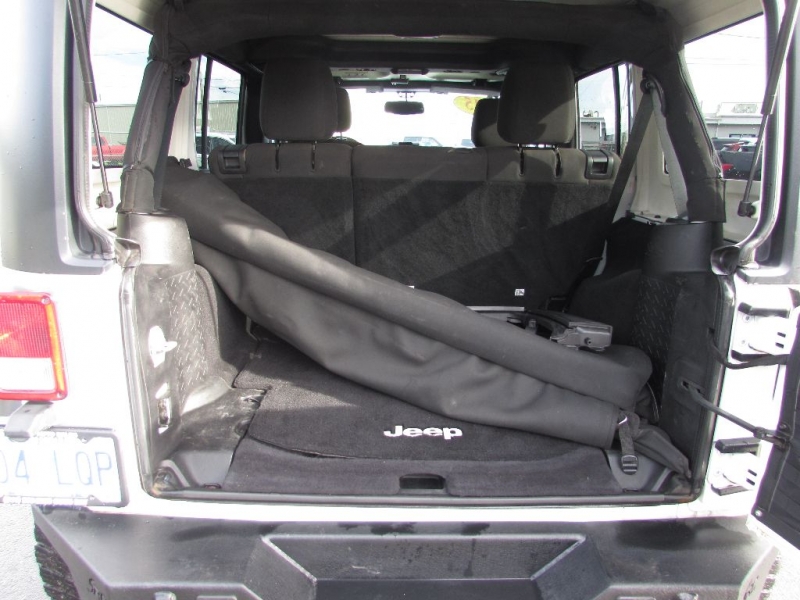 Jeep Wrangler 2015 price $24,999