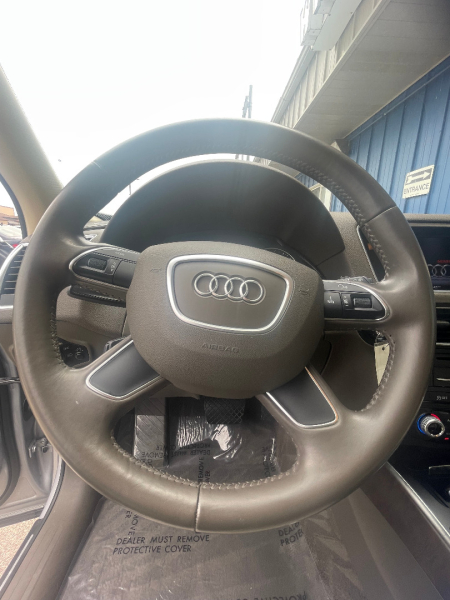 Audi Q5 2017 price $17,958