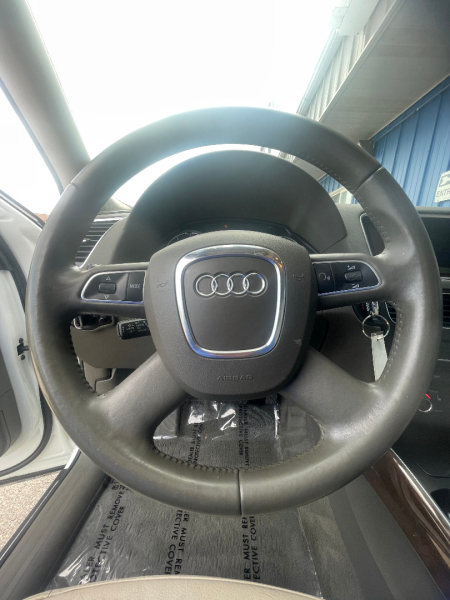 Audi Q5 2010 price $9,998
