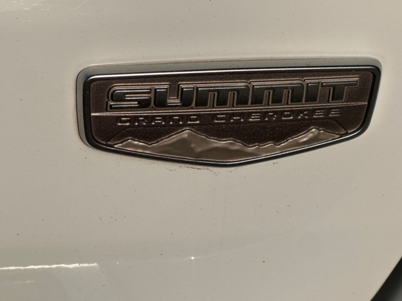 Jeep Grand Cherokee 2015 price $25,498