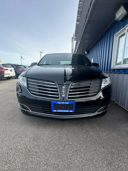 Lincoln MKT 2019 price $17,998