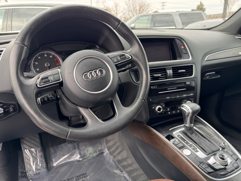 Audi Q5 2015 price $14,898
