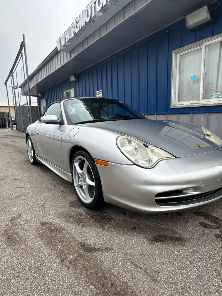 Porsche 911 2004 price $23,998