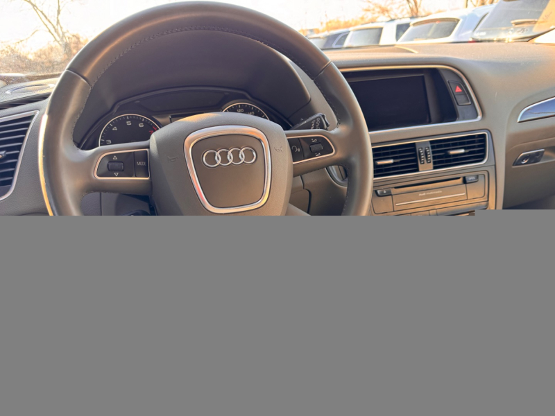 Audi Q5 2012 price $10,998