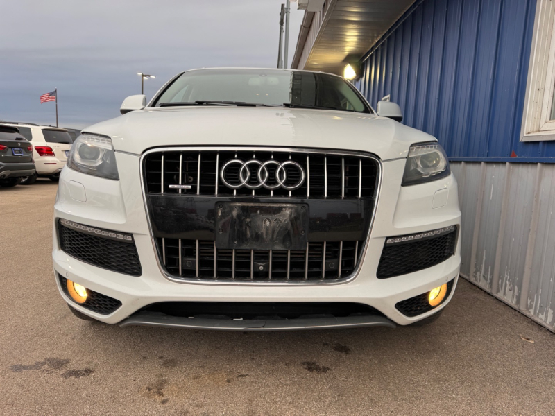 Audi Q7 2015 price $13,998