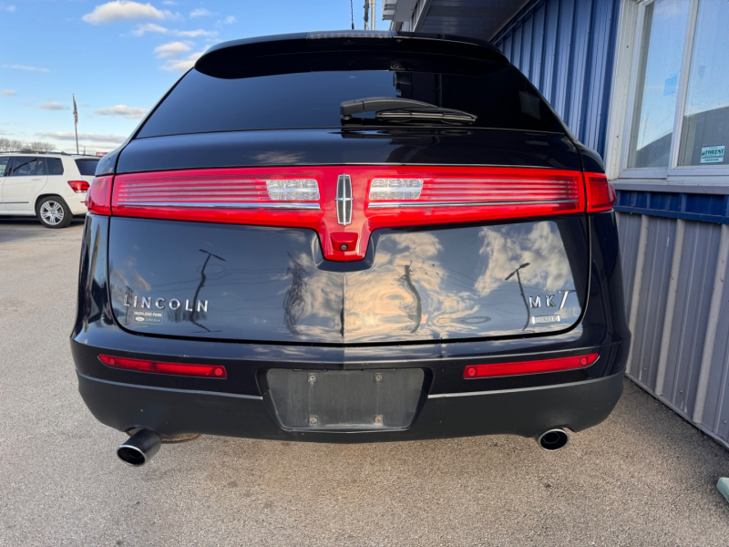 Lincoln MKT 2019 price $10,998