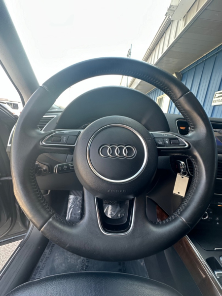 Audi Q5 2015 price $14,458