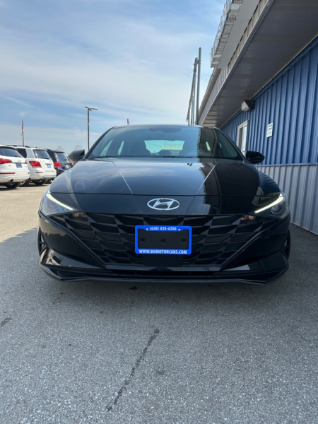 Hyundai Elantra 2022 price $17,998