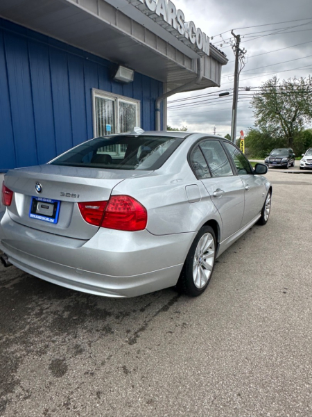 BMW 3-Series 2011 price $8,944