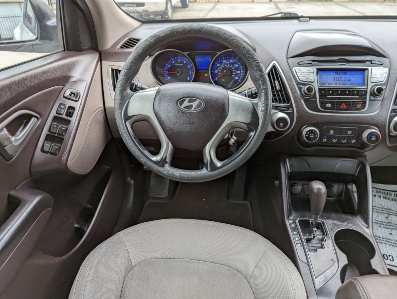 Hyundai Tucson 2012 price $8,500