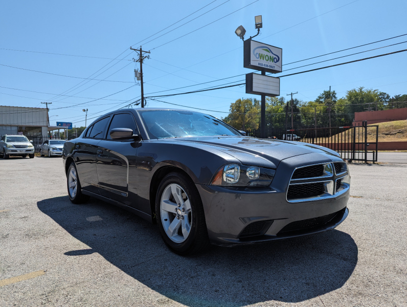 Dodge Charger 2014 price $9,500 Cash
