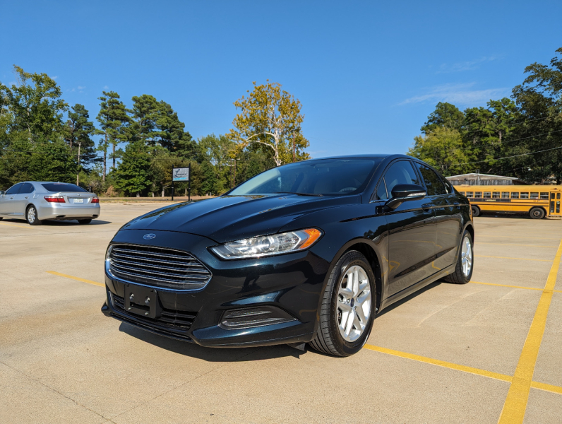 Ford Fusion 2014 price $9,500