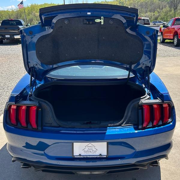 FORD MUSTANG 2022 price $28,995