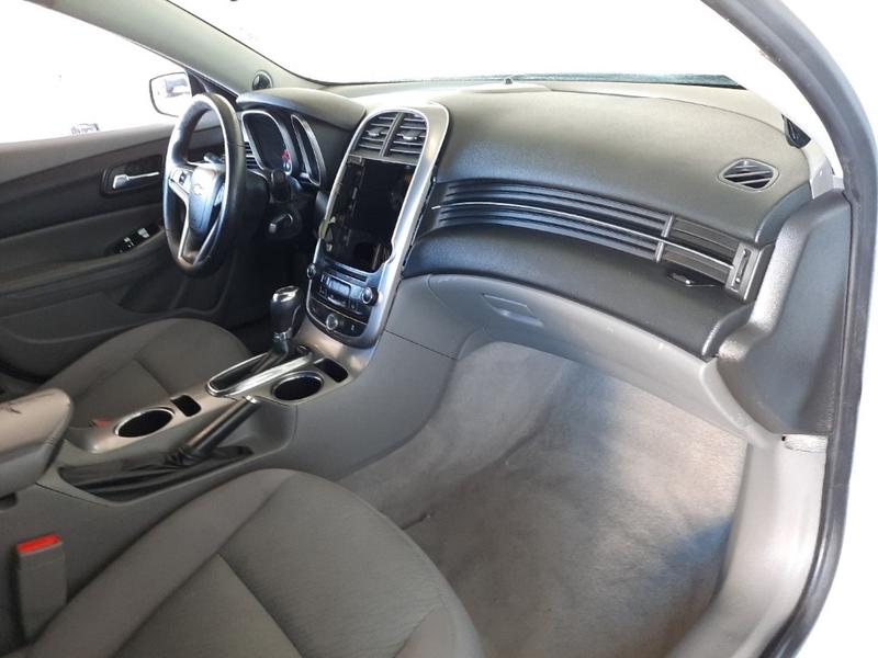 Chevrolet Malibu 2015 price $8,577