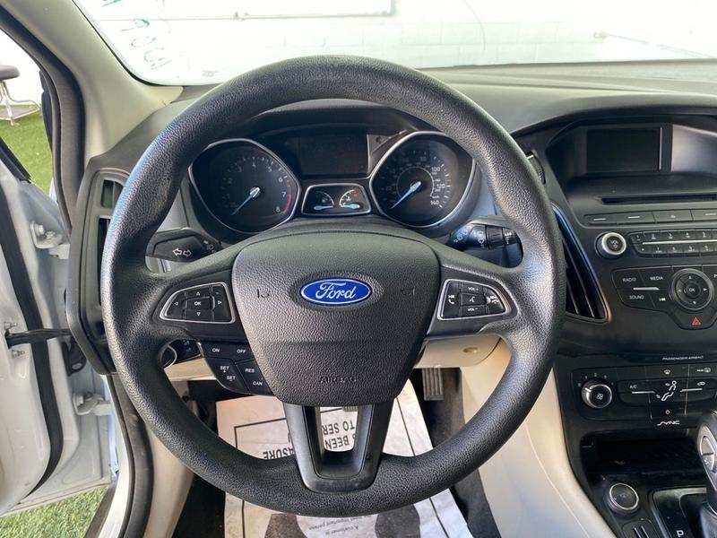 Ford Focus 2015 price $7,977