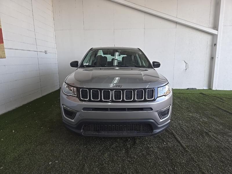 Jeep Compass 2018 price $13,877