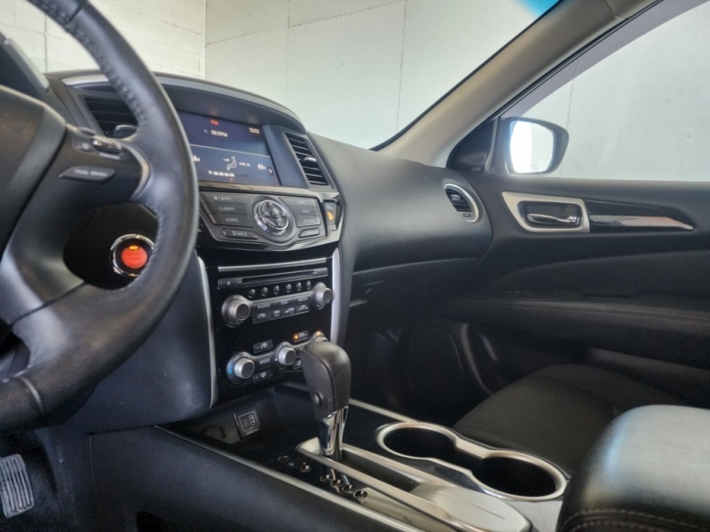 Nissan Pathfinder 2020 price $22,677