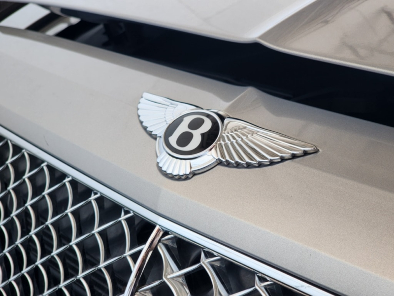 Bentley Bentayga 2018 price $119,000