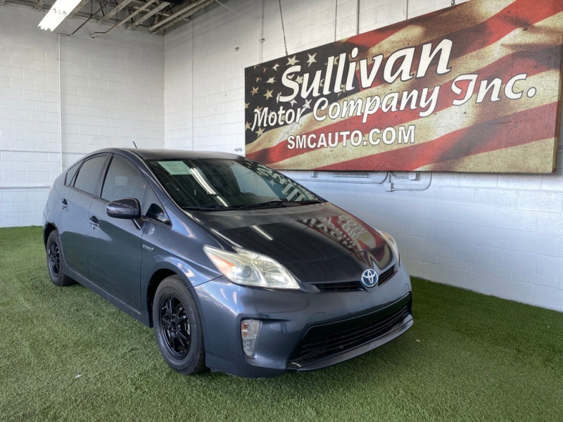 Toyota Prius 2014 price $12,877