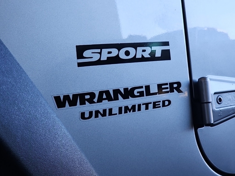 Jeep Wrangler Unlimited 2013 price $19,977