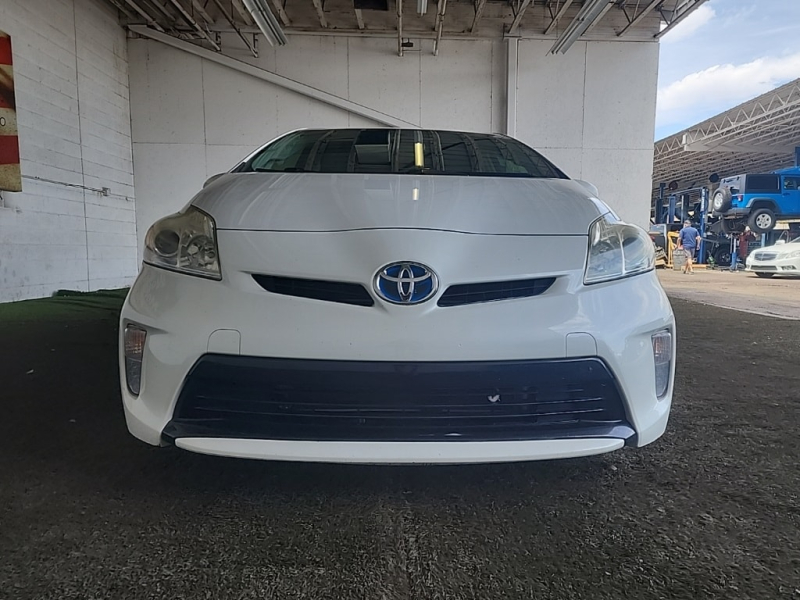 Toyota Prius 2014 price $12,677