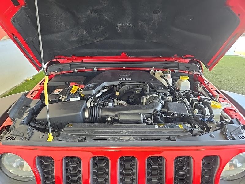 Jeep Gladiator 2021 price $42,077
