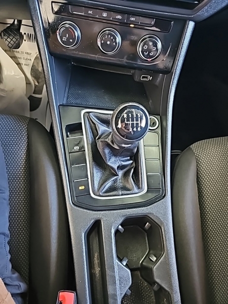 Volkswagen Jetta 2019 price $14,877