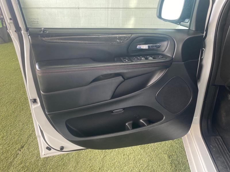 Dodge Grand Caravan 2019 price $17,438